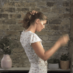 Flicky messy scrunchie bun How to use video